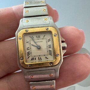 Cartier Ladies Santos 18k Yellow Gold Watch! Excellent condition!